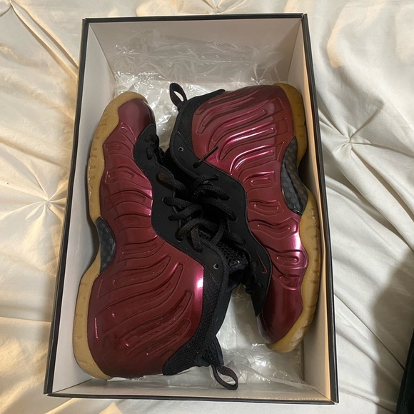 Nike Foamposites - Maroon - size 5Y - Picture 4 of 8